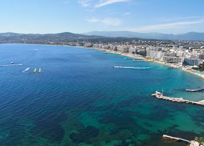 Stylish White And Red