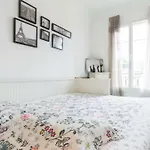 Stylish White And Red Apartment *